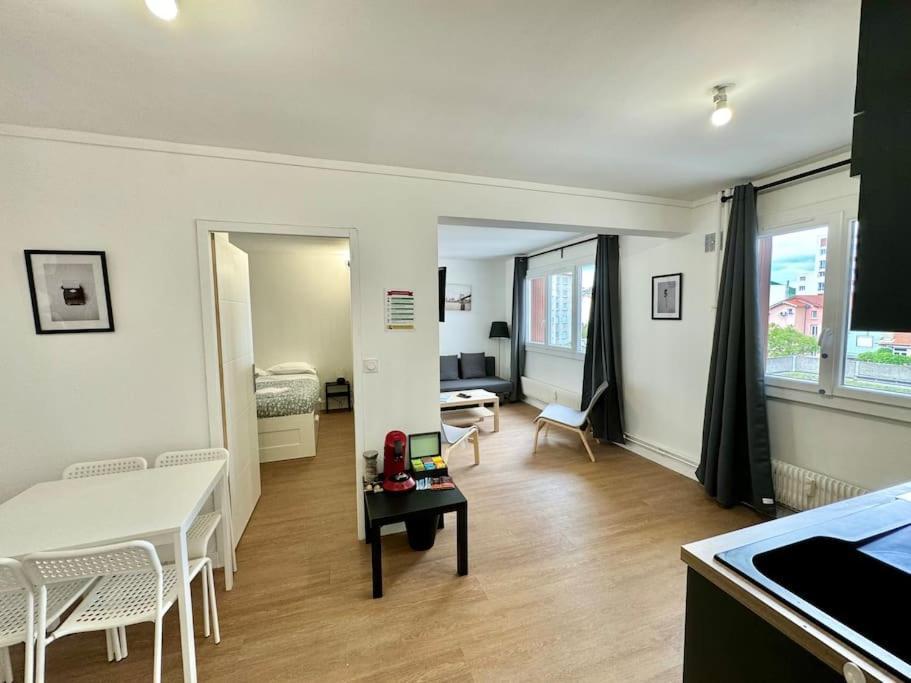 Apartment Joli F2 4prs Equipe « clos Notre Dame » *